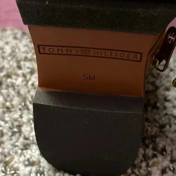 Tommy Hilfiger Boots - Picture 14 of 14